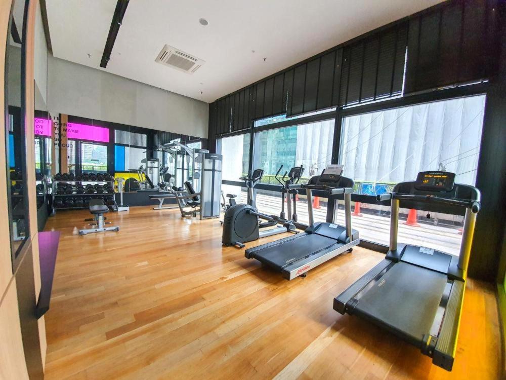 Apartment Arcoris Mont Kiara 163 Kuala Lumpur
