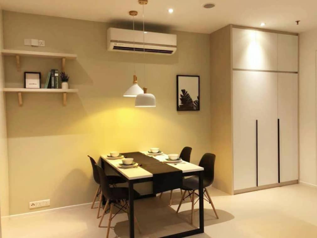 Arcoris Mont Kiara 163 Apartment Kuala Lumpur
